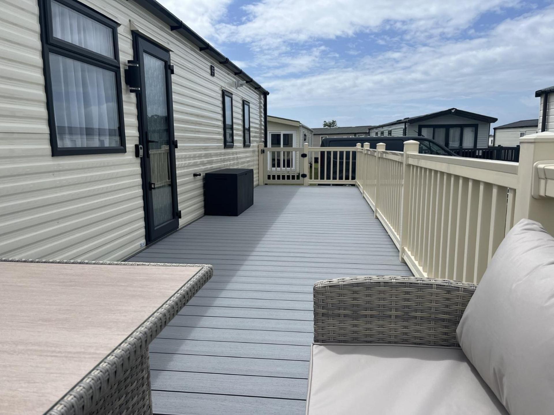 Visma Caravan Llanddwywe Exterior foto